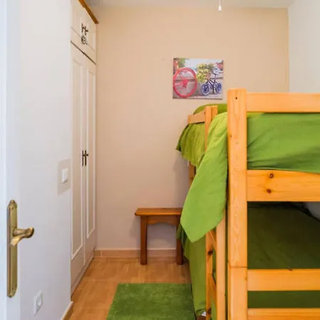 Comfy Holiday In With Private Terrace