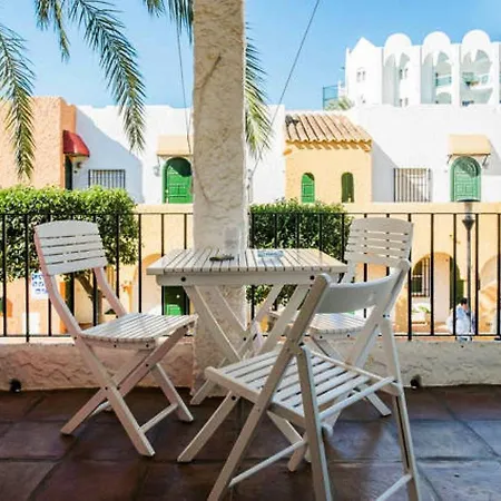 Comfy Holiday In With Private Terrace